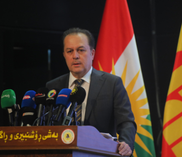 د.سالار عوسمان  بەرپرسی بەشی ڕۆشنبیری و ڕاگەیاندنی پارتی دیموكراتی كوردستان:     نووسینەوەی مێژوو بۆ گەلێکی بێدەوڵەت و دەستگرتنی نەوەکان بە دەستکەوتەکانی دوێنێوە زۆر گرنگە