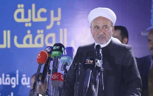 د.مەلا ئازاد خورشید كەركووكی  بەرپرسی لقی كەركووكی یەكێتیی زانایانی ئایینی ئیسلامیی كوردستان:   زانایان بڕوایان وایە خودا ناسنامەی كوردی پێ بەخشیون، بۆیە سڕینەوەی ناسنامە و زمان و كولتوور لەلایەن داگیركەرانەوە بە كوفر دادەنێن