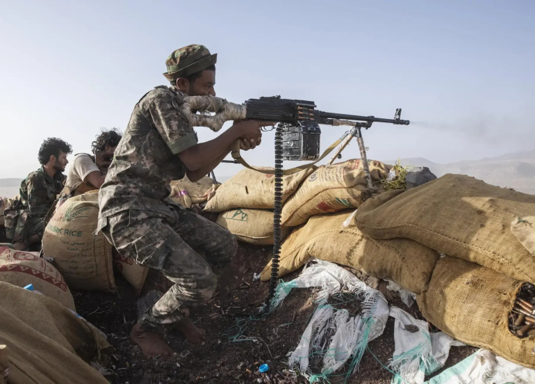 Artêşa Yemenê li dijî Hûsiyan dest bi operasyonekê kir