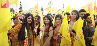 لە پێشوازی 16ی ئاب دا  خانمان هەوڵەكانی پارتی  بۆ پێگەیاندنی ئافرەتان  بەرز دەنرخێنن
