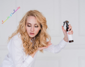 چۆن وا دەكەیت قژە لوولەكەت (وەیڤی)  بە درێژایی ڕۆژ بمێنێتەوە؟