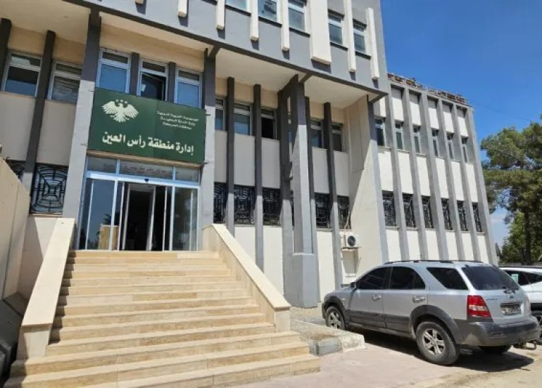 Hêzên Ewlekariyê ji bo êrişa li ser şêniyên Serêkaniyê lêpirsîn vekir