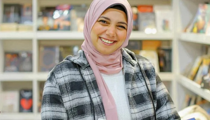 حوار مع الكاتبة المصرية المبدعة نيفين أحمد وروايتها (تذكرة الجنة)