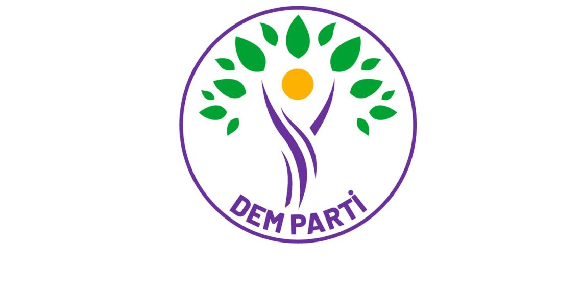 DEM Partî :Em li ser bipêşketinên di Pêvajoya Aştî û Civaka Demokratîk axivîn
