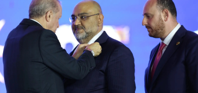 3 parlamenter û 7 şaredar tevlî AK Partiyê bûn