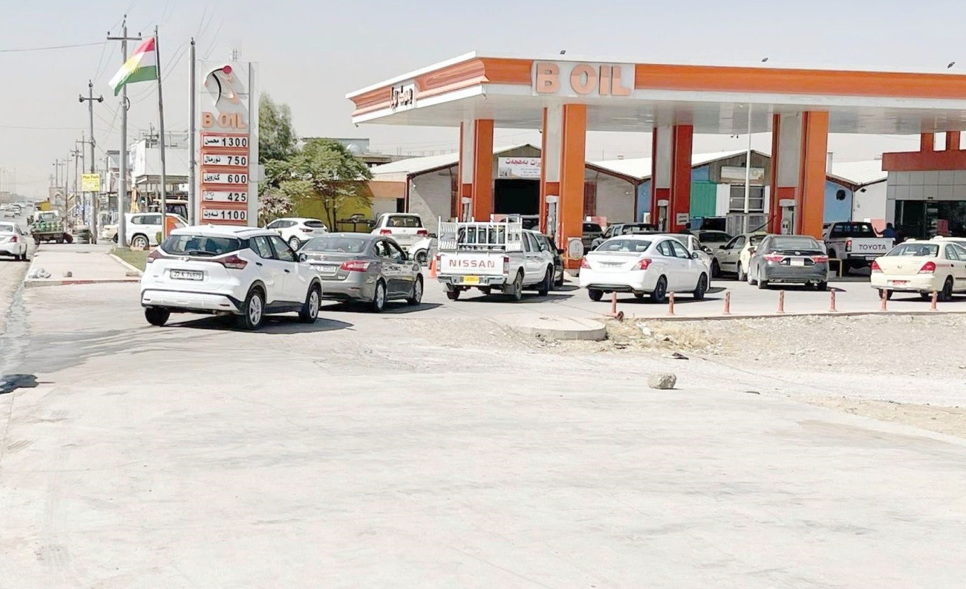 مسؤول في توزيع الوقود: توزيع البنزين المدعوم بـ 750 ديناراً سيكون على مدار 24 ساعة