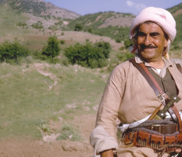 پارتی لە هزری «مستەفا بارزانی»دا . . . ئامڕازێك  بۆ یەكڕیزی و كۆتاییهێنان بە پەرتەوازەیی