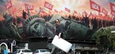 «الحرس الثوري» يلوّح بـ «تحوّل هجومي»