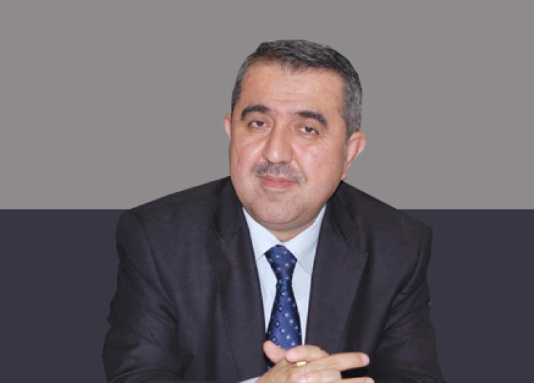 پ.د. شێخ سەباح بەرزنجی  پسپۆر و تایبەتمەند لە زانستی فیقه و بنەماكانی یاسای ئیسلامی:     زمانی كوردی لە حوجرە و مزگەوت و تەكیە و خانەقاكانەوە بووژاوەتەوە و گۆی كردووە و بووەتە بنەما بۆ هەموو شۆڕش و بزووتنەوەیەكی سیاسی و كۆمەڵایەتی
