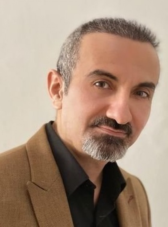 سلاح يوقّع، ودولة تُصادق , وسيادة باذن البندقية