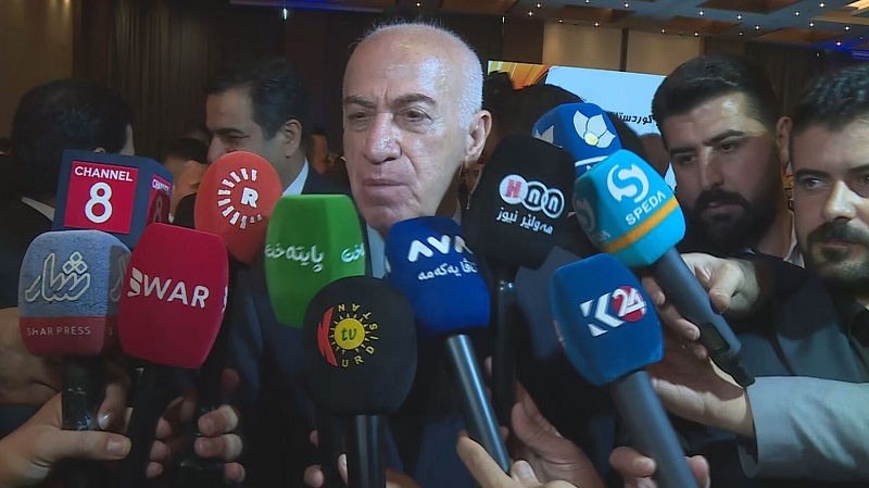 متحدث 