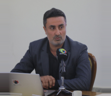 پ.ی.د. نەبەز نەوزاد  ڕاگری كۆلێژی كارگێڕی و ئابووری/زانكۆی لوبنانی-فەڕەنسی:     حكومەتی فیدڕاڵیی عێراق بە وردی خاڵە لاوازە داراییەكانی هەرێمی كوردستانی ناسیوە و لە ڕێگەی قەیرانی داراییەوە فشاری زۆری دروست كردووە