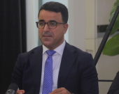 شڤان حەمدی ئەندامی بازنەی گفتوگۆ:     بۆ نەتەوەیەكی بێ‌ دەوڵەت كە لە ناو دەوڵەتێكی بێ ‌باوەڕ بە فیدڕاڵیزمدا دەژی، تێپەڕاندنی ئەم هەموو ئاستەنگ و تەحەدییە گەورانە ئاسان نییە