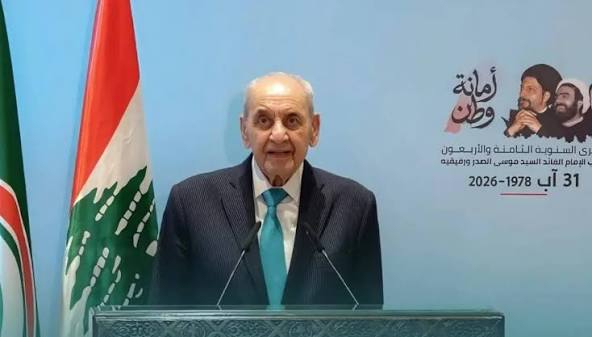 رئيس البرلمان اللبناني يرفض المناطق العازلة والتفاوض تحت النار