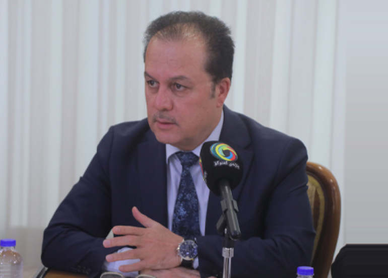 د.سالار عوسمان  بەرپرسی بەشی ڕۆشنبیری و ڕاگەیاندنی پارتی دیموكراتی كوردستان:     ئەم بازنەیە بە دیدگایەكی ڕوونەوە كاردەكات بۆ ئەوەی ببێتە ناوەندێكی كۆكەرەوە و گفتوگۆساز بۆ تەواوی بیروبۆچوونە جیاوازەكان