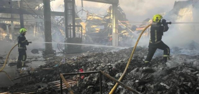 Russian Strikes Kill at Least 12 as EU Ministers Warn of Growing Hybrid Threat