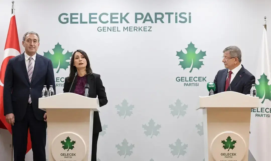 DEM Partiyê piştgirî da Ahmet Davutoglu