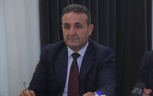 Îmad Teha, endamê Bazneya Guftûgoyê: Bazara me wekî bazarekî hawirdekar û bikarhêner maye, ev jî dike ku pêvajoya avakirina neteweyê hewceyî ji nû ve darêştina plan û stratejiyên nû be