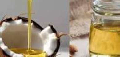 زيت جوز الهند أم زيت اللوز: أيهما أفضل لفروة رأسك وشعرك؟
