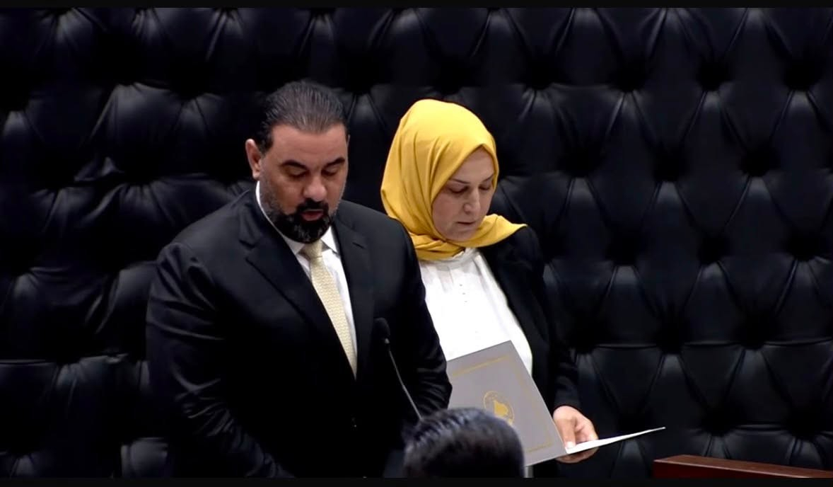 د. نزاكت حسين تؤدي اليمين الدستورية نائبةً في البرلمان العراقي