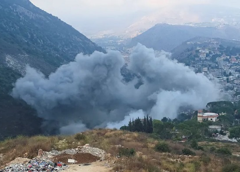 11 قتيلا من بينهم طفلان في غارات إسرائيلية على كفر رمان بجنوبي لبنان