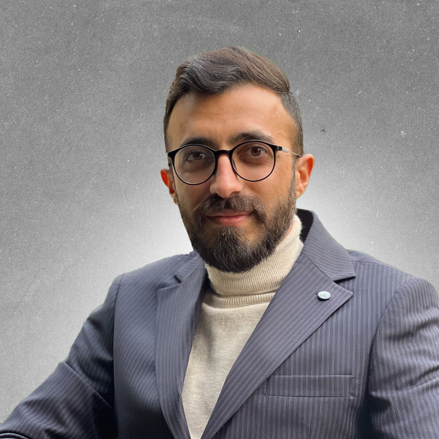 لا تمنحهم عمرك باسم الولاء
