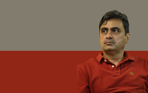Profesor Ajay Gudavarthy ji bo Gulanê: Populîzm sekinandineke demkî ya demokrasiyê ye