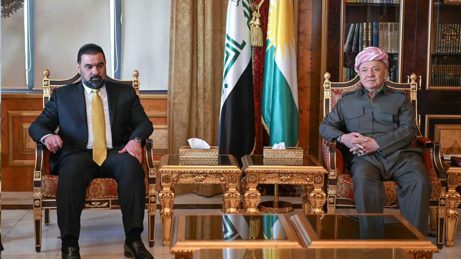 الرئيس مسعود بارزاني يستقبل رئيس مجلس النواب الاتحادي والوفد المرافق له في بيرمام