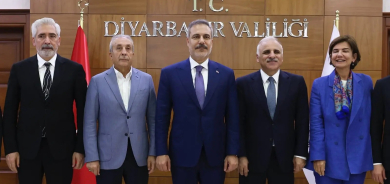 Hakan Fîdan li Amedê got: Divê pirsgirêk bi diyalogê werin çareserkirin