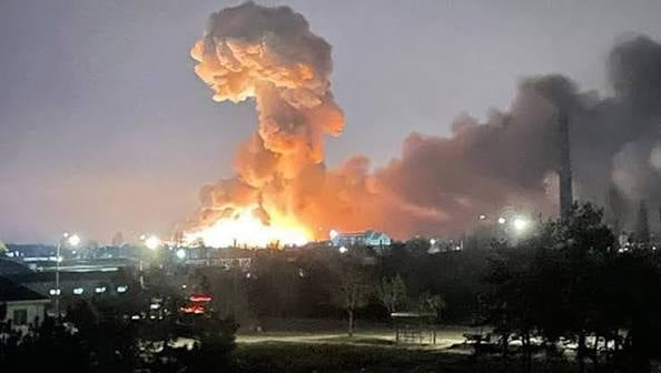 ئۆکرانیا هێرش دەکاتە سەر بەندەری مەخاچکاڵا لەسەر ڕێڕەوی لۆجستی ئێران و ڕووسیا