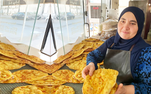 حەلیمە ڕەسول حەسەن:  زۆربەی ئەوانەی لای ئێمە كار دەكەن كچان و كوڕانی دەرچوون كە دانەمەزراون