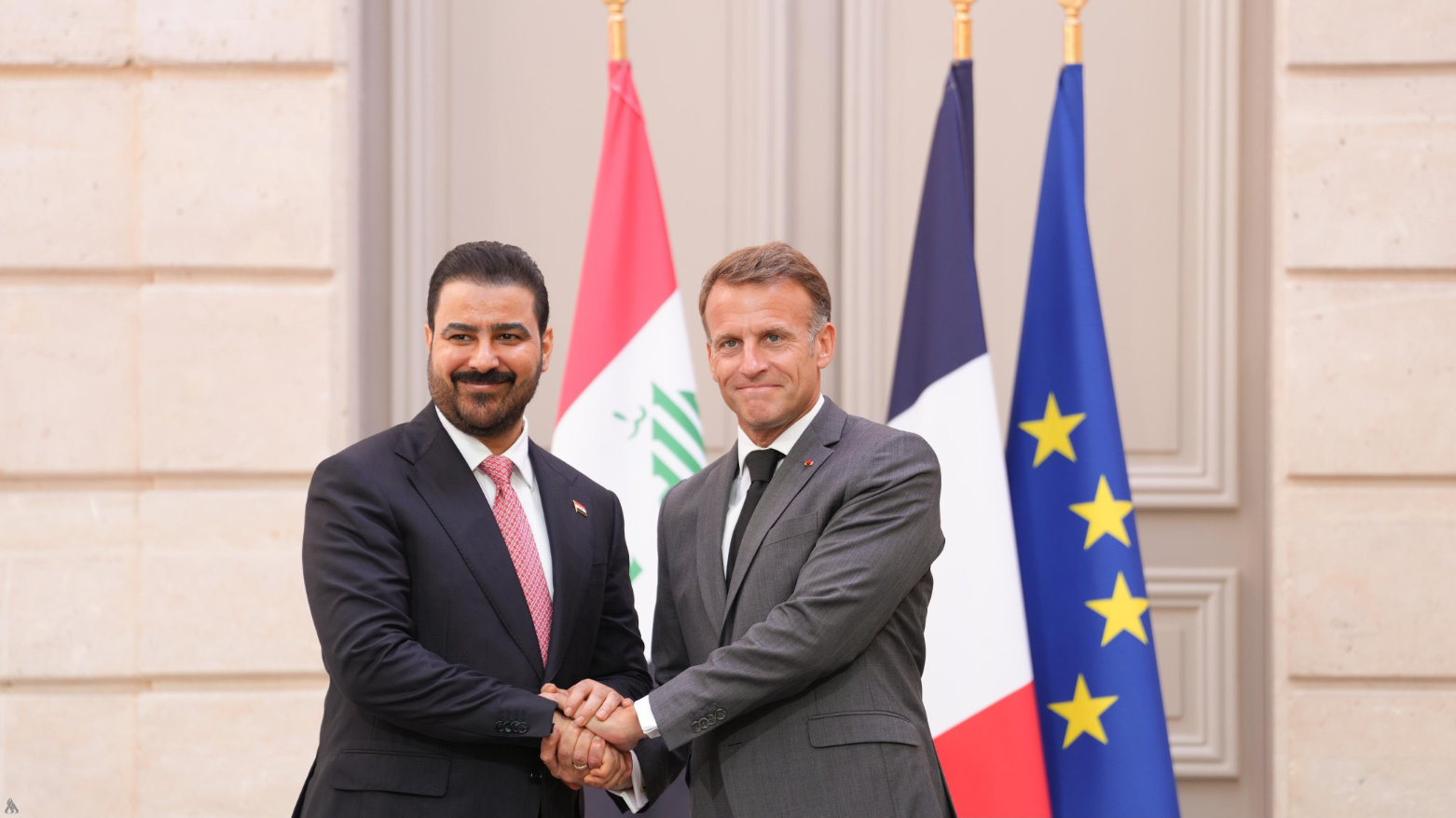 Zeydî û Macron li Parîsê nexşerêyeke leşkerî û aborî îmze kir