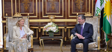 مەسرور بارزانی سەرۆکی حکوومەتی هەرێمی کوردستان، پێشوازی لە شاندێکی ئەنجوومەنی پیرانی فەرەنسا کرد ک