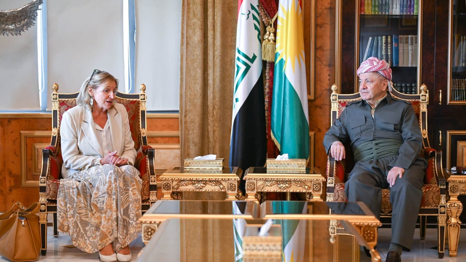 بـــاره‌گای بارزانی :  لە پیرمام سەرۆك مەسعود بارزانی پێشوازی لە شاندێكی فەڕەنسی كرد