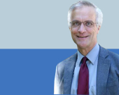 Peter Hahn, profesorê dîroka dîplomatîk li Zanîngeha Ohioyê ji bo Gulanê: Bûyerên piştî sala 1991 û piştre 2003yan, derfeteke wisa ji bo neteweya Kurd afirand ku berê di dîroka hemdem a navçeyê de mînaka wê nebû