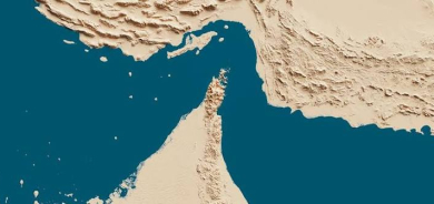 الحرب الإيرانية الأمريكية تخنق مضيق هرمز: تراجع حاد للملاحة وواشنطن تزيد ضغوط الطاقة