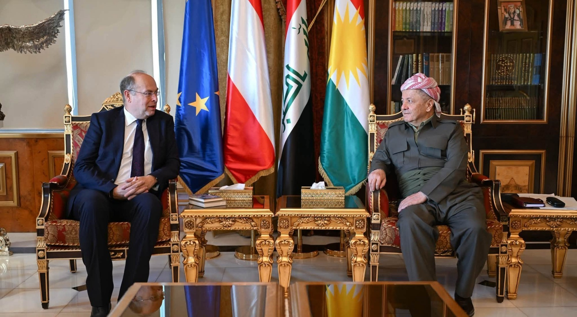 باره‌گای بارزانی :  لە پیرمام سەرۆک مەسعود بارزانی پێشوازی لە بەڕێز ئاکسل ڤێش باڵیۆزی نوێی نەمسا لە عێراق کرد.