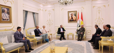 الرئيس مسعود بارزاني يبحث مع اللورد البريطاني مايكل آشكروفت عدالة القضية الكوردية ومستجدات العراق السياسية