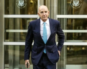 Tom Barrack: Divê hemû hêzên çekdar di bin fermandariyekê de bicivin