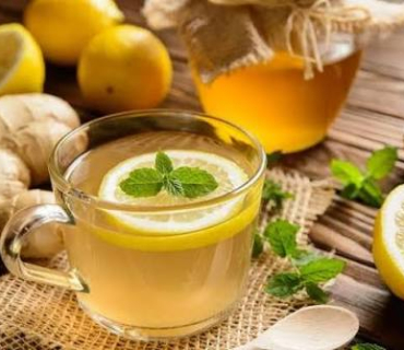 الخصائص الأربعة للزنجبيل: كيف يساهم هذا العلاج العشبي في تخفيف ألم الحلق والالتهابات؟