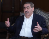 زيباري يفنّد رواية 