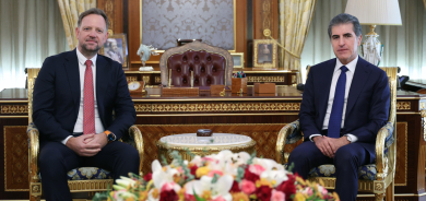 نێچیرڤان بارزانی، سه‌رۆكی هه‌رێمی كوردستان، پێشوازیی له‌ به‌ڕێز شتێفان ڤێنت، به‌رپرسی نوێى نووسینگه‌ی په‌یوه‌‌ندییه‌كانی یه‌كێتیی ئه‌ورووپا له‌ هه‌ولێر كرد.