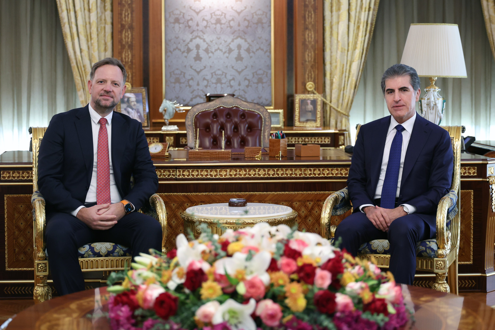 نێچیرڤان بارزانی، سه‌رۆكی هه‌رێمی كوردستان، پێشوازیی له‌ به‌ڕێز شتێفان ڤێنت، به‌رپرسی نوێى نووسینگه‌ی په‌یوه‌‌ندییه‌كانی یه‌كێتیی ئه‌ورووپا له‌ هه‌ولێر كرد.