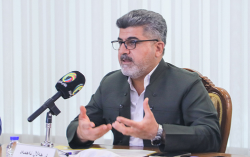 د.جەلال ئەحمەد ئەندامی بازنەی گفتوگۆ:  لەم سەردەمەدا ئینتەرنێت باشترین چەك و میكانیزمی نەتەوە بێ دەوڵەتەكانە بۆ خۆناساندن بە جیهان و كۆمەڵگەی نێودەوڵەتی