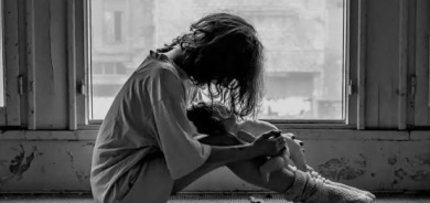 الحزن ليس دائماً اكتئاباً: دليل الفروق الجوهرية وعلامات التحذير التي تستدعي الدعم