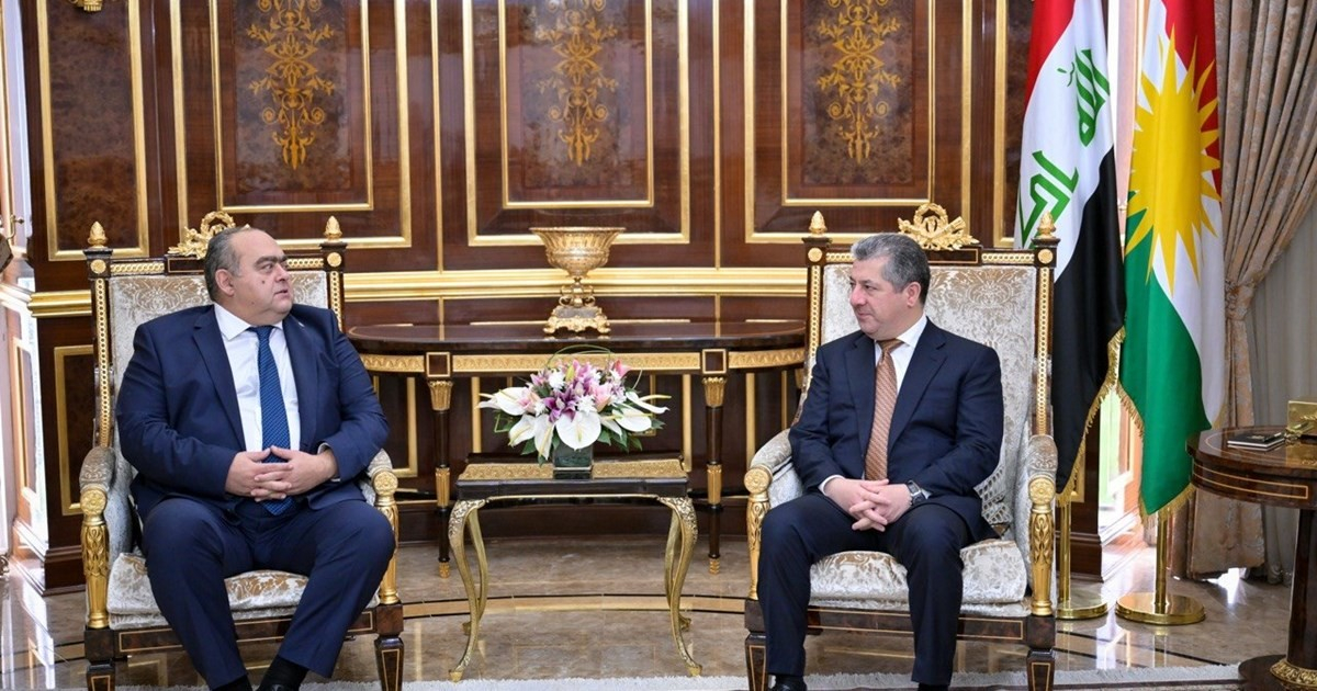 مسرور البارزاني  يتباحث مع السفير الروماني حول تشكيل حكومة كوردستان وحقوق الإقليم الدستورية