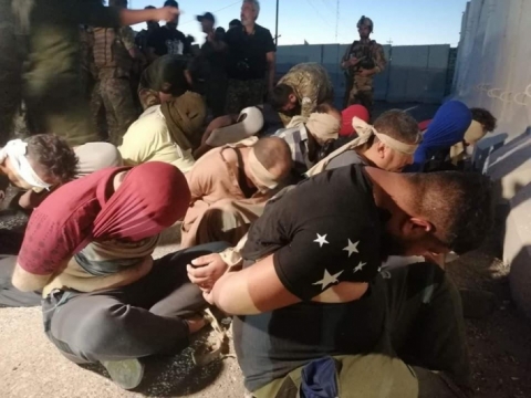 مركز حقوقي يتهم ميليشيات الحشد باعتقال العشرات تعسفياً جنوب الموصل‎