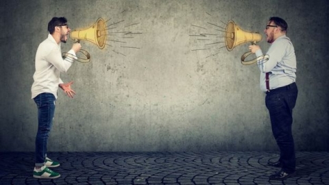 كيف تربح نقاشاً مع شخص مختلف في الرأي عنك؟