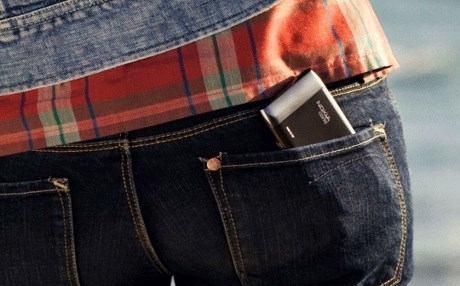 التأثيرات التي تطرأ على الهاتف عندما تضعه في جيبك