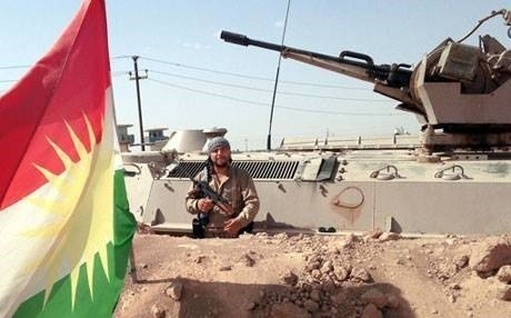 عضو الكونغرس الأمريكي إيد رويس ينبه أمريكا.. يجب تسليح البيشمركة